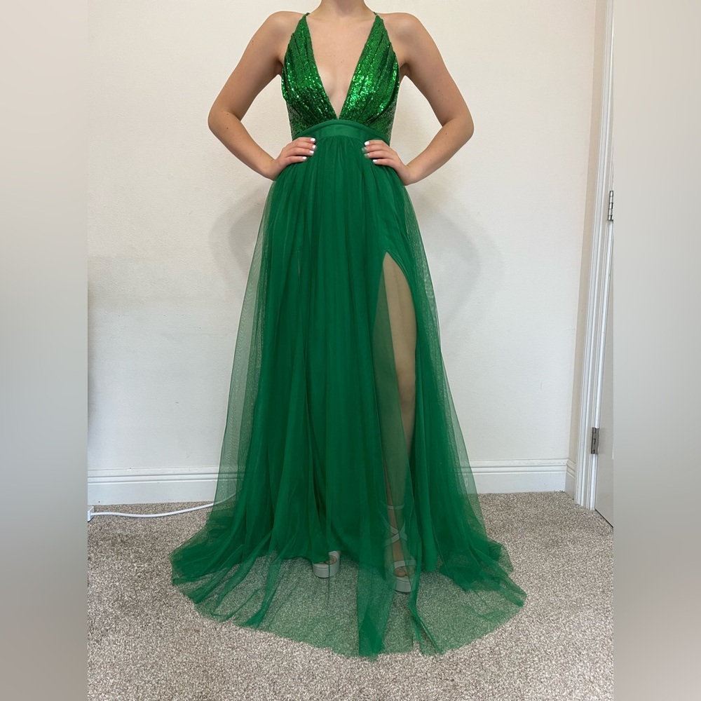 Elegant Green Evening Gown